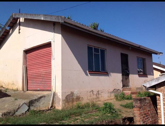 4 BEDROOM HOUSE FOR SALE IN WOODLANDS